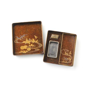 秋草鹿蒔絵 硯箱　Q381 