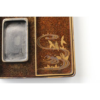 秋草鹿蒔絵 硯箱　Q381 