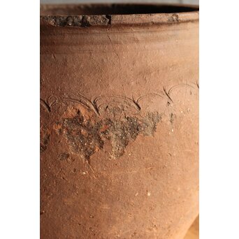 琉球 宮古島土器か 櫛目波状紋壺　P545 