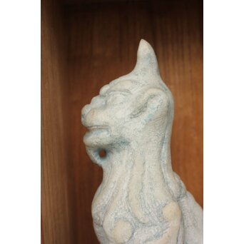 飛田朝二郎【霊狗】翡翠石彫か　U377 