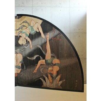 湖華銘 キャバレー/サーカス図 織物/刺繍 大屏風　U379 