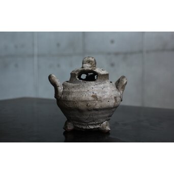 灰釉 手捻香炉　P554 