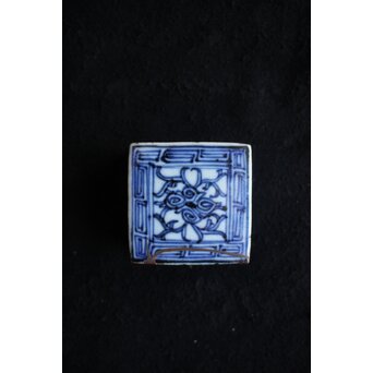 清朝期 新渡 染付 青花香合　P556 