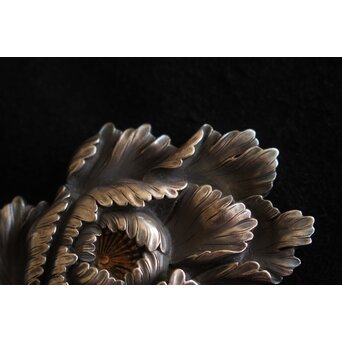 春芳作 銀 花彫金 ブローチ/帯留　M459 