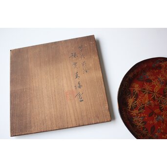 迎田秋悦/嘉亭 草花蒔絵 張貫青海盆 共箱　Q388 