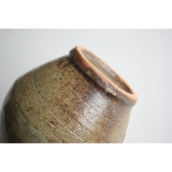 島岡達三 象嵌壺　P563 