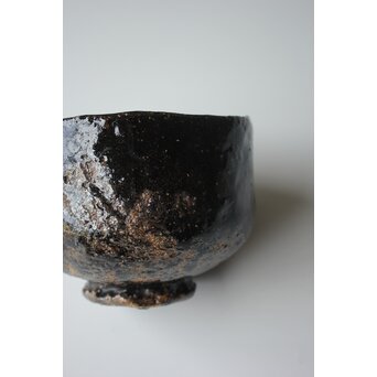 加納白鴎「古霊」手捻黒茶碗 共箱　P564 