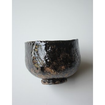 加納白鴎「古霊」手捻黒茶碗 共箱　P564 