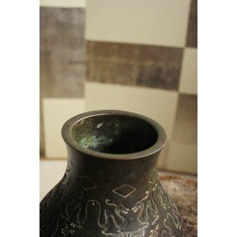 香玉堂 青銅器意 鳥獣地紋花瓶　M466 