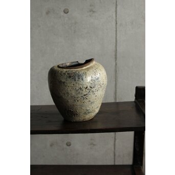 唐津系か 藁灰釉 壺　P567