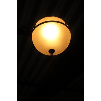 紫色ガラス 菊金具球体電笠　A0515 