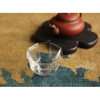 八角ガラス盃　Y062