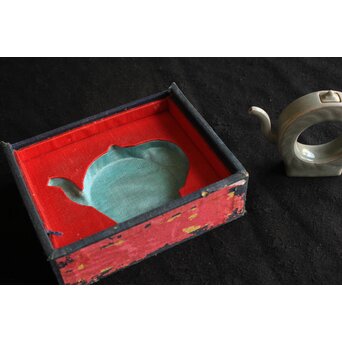 匋雅堂 陶雅堂 小森忍 青磁水滴　P586