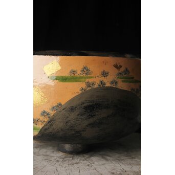 三浦乾也 金銀彩若松図風炉　P608 