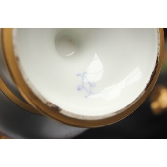 セーブルスタイル 花瓶一対 人物天使　P612 