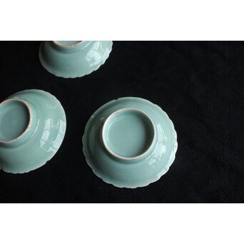 鍋島青磁 蕪陽刻文 五寸皿 五客　P619 