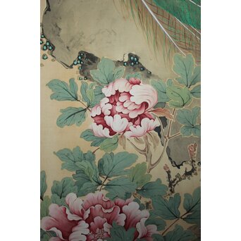 華堂筆 孔雀之図 大幅 絹本軸装 共箱　Z802 