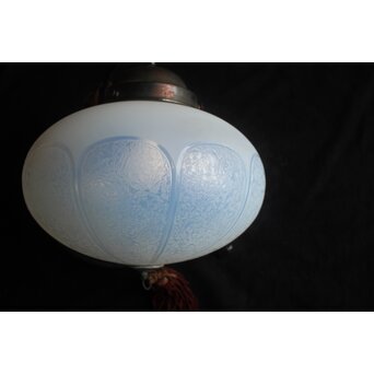 腐食菊型装飾 オパールセントガラス オーバル型照明　A548 