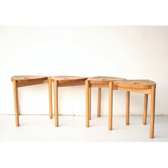 秋田木工 三角 スタッキングスツール 4脚1組　X633 