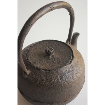 南部 盛岡 小泉仁左衛門 造 鉄瓶 共箱 / 仁左エ門釜 釜師　M484 