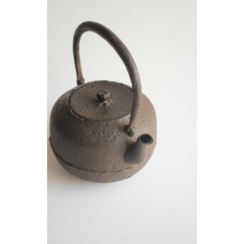 南部 盛岡 小泉仁左衛門 造 鉄瓶 共箱 / 仁左エ門釜 釜師　M484 