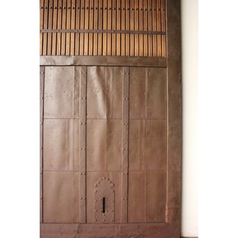 栗と鉄の格子蔵戸　W0239 