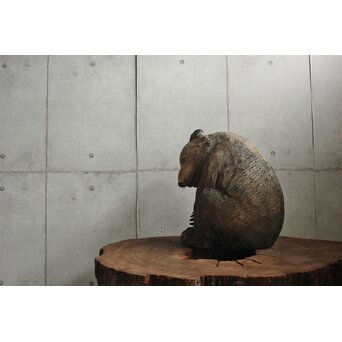 北海道 木彫座り熊　X646