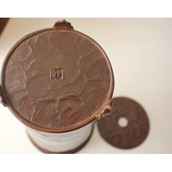 須賀月真 唐草透かし薄端　M488 