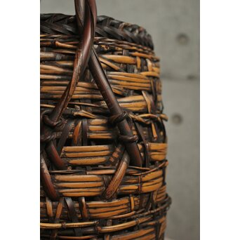 二代 飯塚鳳斎 白錆 古代雁尾形花籠　U419 