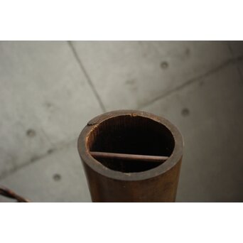 二代 飯塚鳳斎 白錆 古代雁尾形花籠　U419 