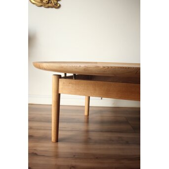 建築家邸宅使用 楢のテーブル　T484 