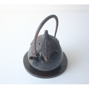 茄子形 南部 小鉄瓶　M492 