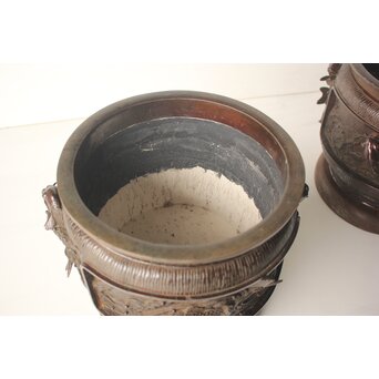 翠松亭梅や造 鋳造 鯉 銅火鉢一対　M493 