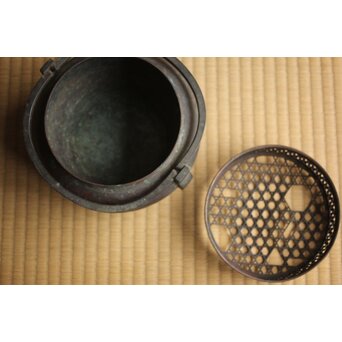 張鳴岐製 銅製手炉　M496 