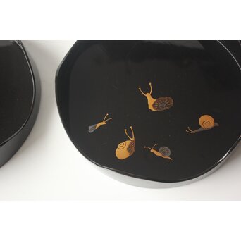 蝸牛蒔絵 盆 2枚1組　Q420 